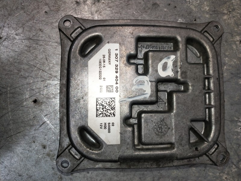 Recambio de centralita faros xenon para peugeot 308 allure referencia OEM IAM 130732940400  DERECHA