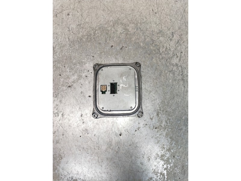 Recambio de centralita faros xenon para peugeot 308 allure referencia OEM IAM 130732940300  IZQUIERDA