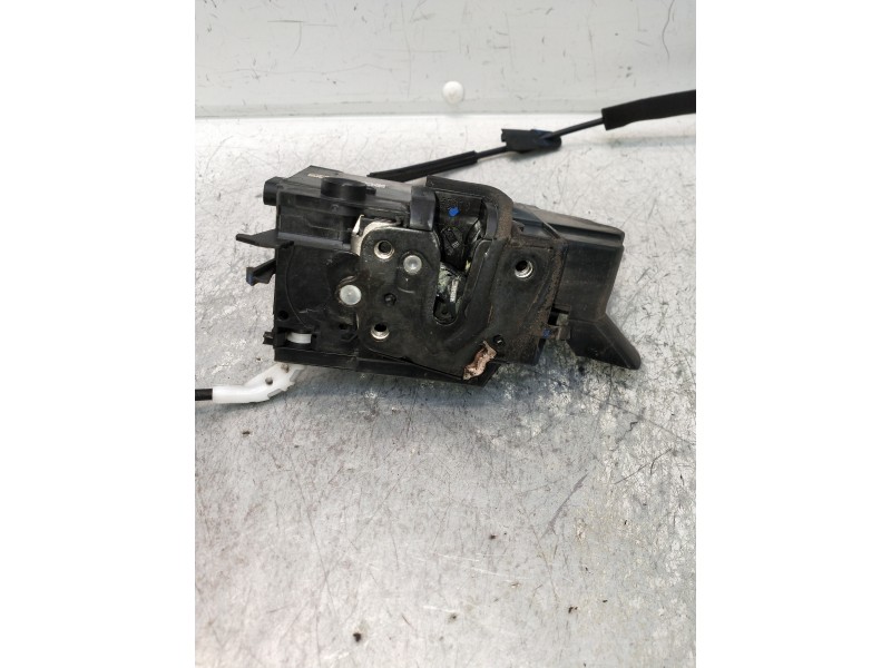 Recambio de motor cierre centralizado delantero derecho para peugeot 308 allure referencia OEM IAM 9810309380  5P