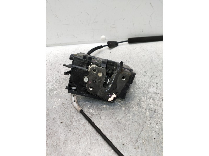 Recambio de motor cierre centralizado trasero derecho para peugeot 308 allure referencia OEM IAM 9810309880  5P