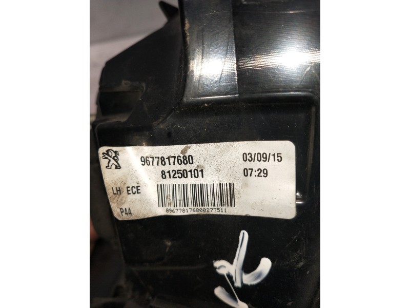 Recambio de piloto trasero izquierdo para peugeot 308 allure referencia OEM IAM 9677817680  