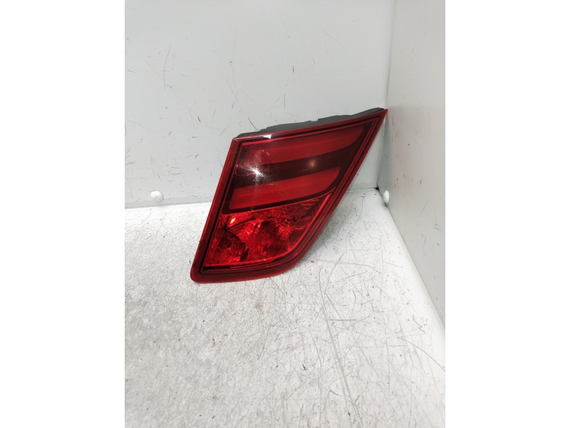 Recambio de piloto trasero izquierdo interior para peugeot 308 allure referencia OEM IAM 9677818380 81260101 