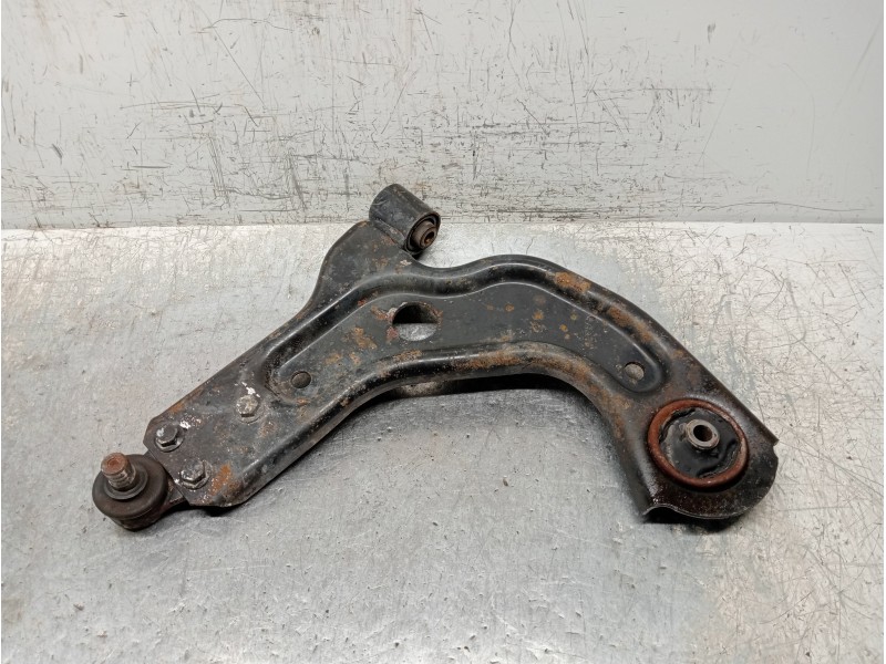 Recambio de brazo suspension inferior delantero izquierdo para ford fiesta berlina (dx) básico referencia OEM IAM   