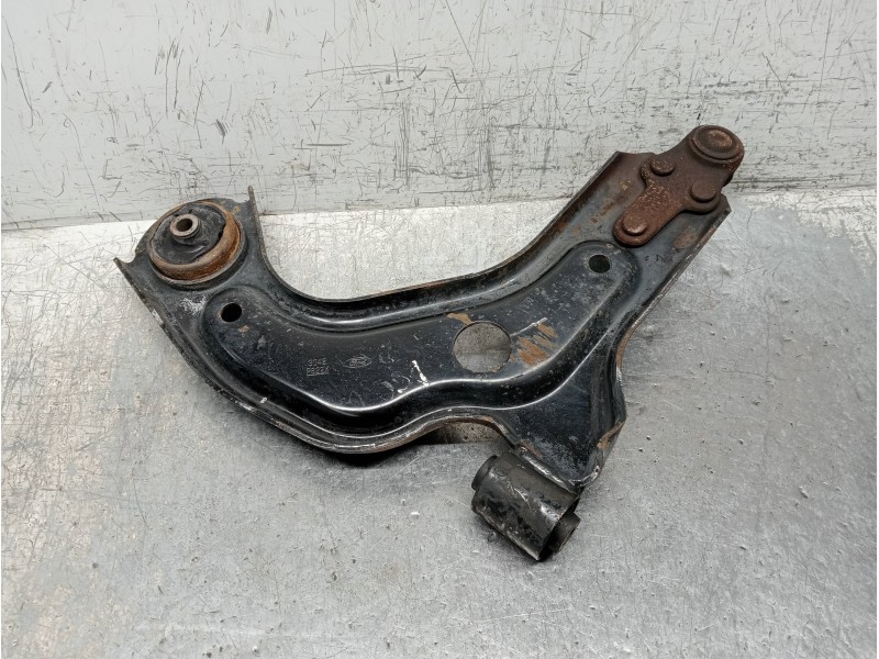 Recambio de brazo suspension inferior delantero derecho para ford fiesta berlina (dx) básico referencia OEM IAM   