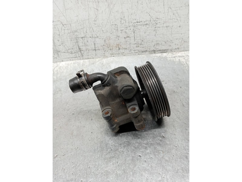 Recambio de bomba direccion para ford fiesta berlina (dx) básico referencia OEM IAM   