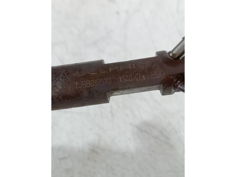 Recambio de inyector para ford fiesta berlina (dx) básico referencia OEM IAM TJBB01702D  DELPHI
