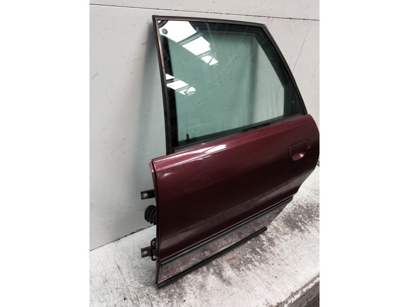 Recambio de puerta trasera izquierda para audi 80 1.9 tdi referencia OEM IAM   4P