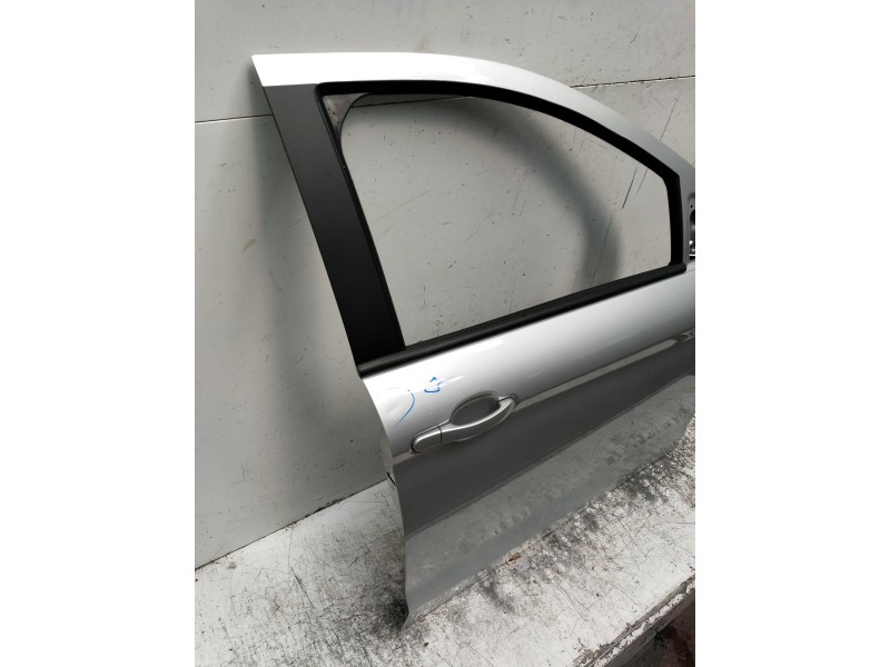 Recambio de puerta delantera derecha para ford ka+ ultimate referencia OEM IAM   5P