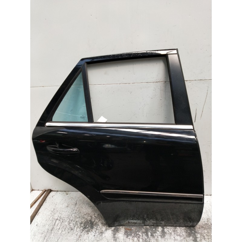 Recambio de puerta trasera derecha para mercedes clase m (w164) ml 300 cdi be 4-matic (164.121) referencia OEM IAM   5P