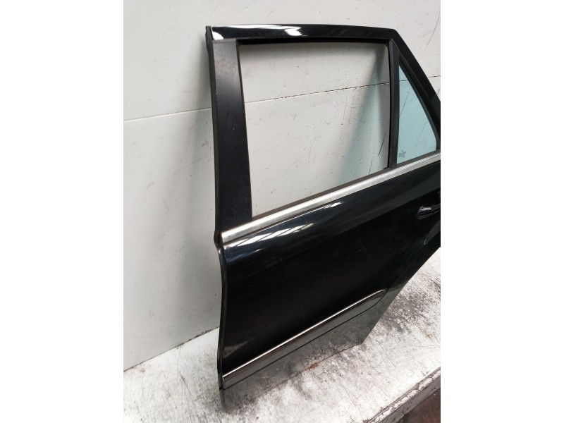 Recambio de puerta trasera izquierda para mercedes clase m (w164) ml 300 cdi be 4-matic (164.121) referencia OEM IAM   5P