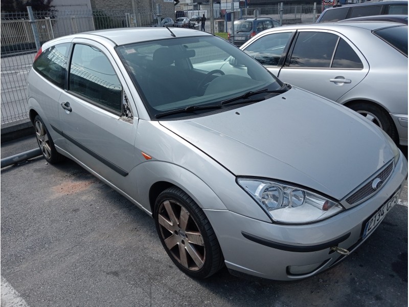 ford focus berlina (cak) del año 2003