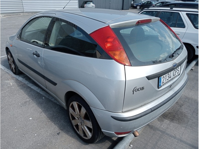 ford focus berlina (cak) del año 2003
