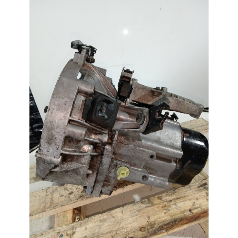 Recambio de caja cambios para renault clio ii fase i (b/cbo) 1.9 d referencia OEM IAM JB1180 S044170 5V