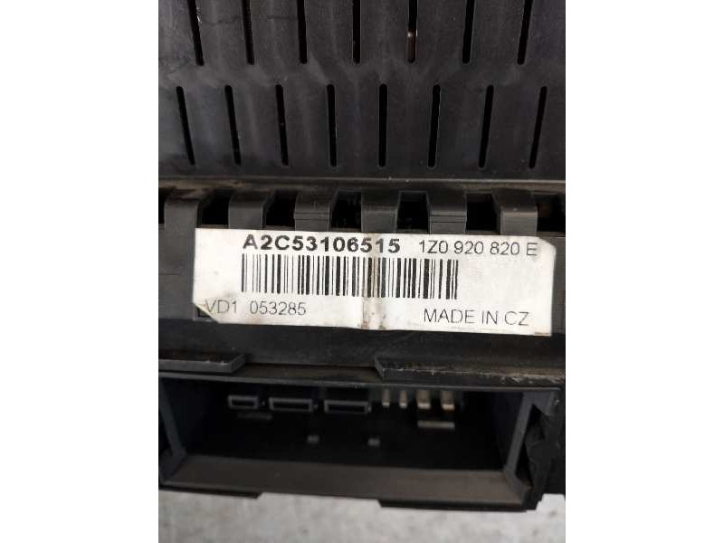 Recambio de cuadro instrumentos para skoda octavia berlina (1z3) 1.9 tdi dpf referencia OEM IAM A2C53106515 1Z0920820E 