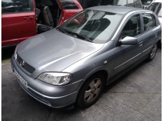 opel astra g berlina del año 2004