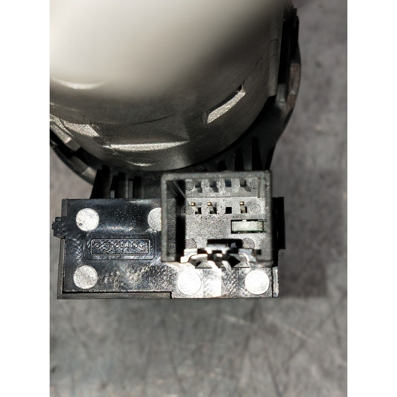 Recambio de conmutador de arranque para ford ka+ ultimate referencia OEM IAM 9V213F880ED  LA LLAVE ESTA ALGO DOBLADA , VER FOTOS