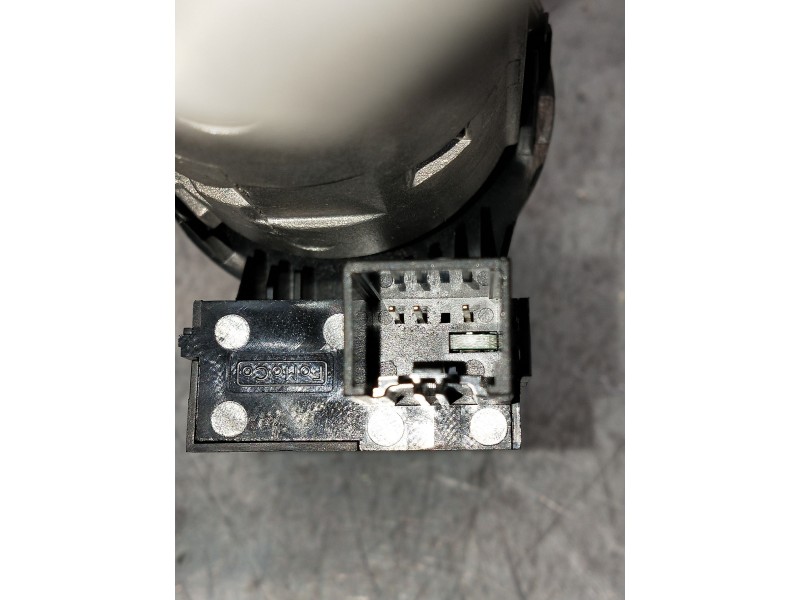 Recambio de conmutador de arranque para ford ka+ ultimate referencia OEM IAM 9V213F880ED  LA LLAVE ESTA ALGO DOBLADA , VER FOTOS