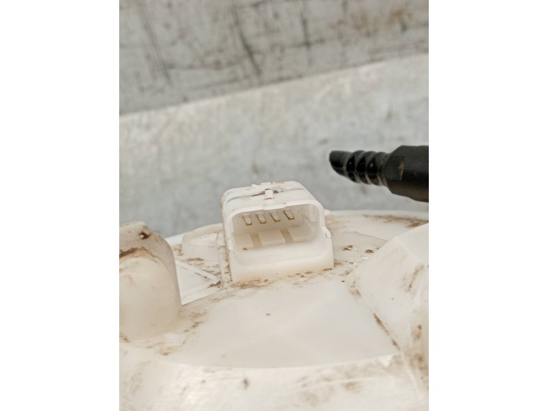 Recambio de bomba combustible para renault megane ii classic berlina confort authentique referencia OEM IAM   