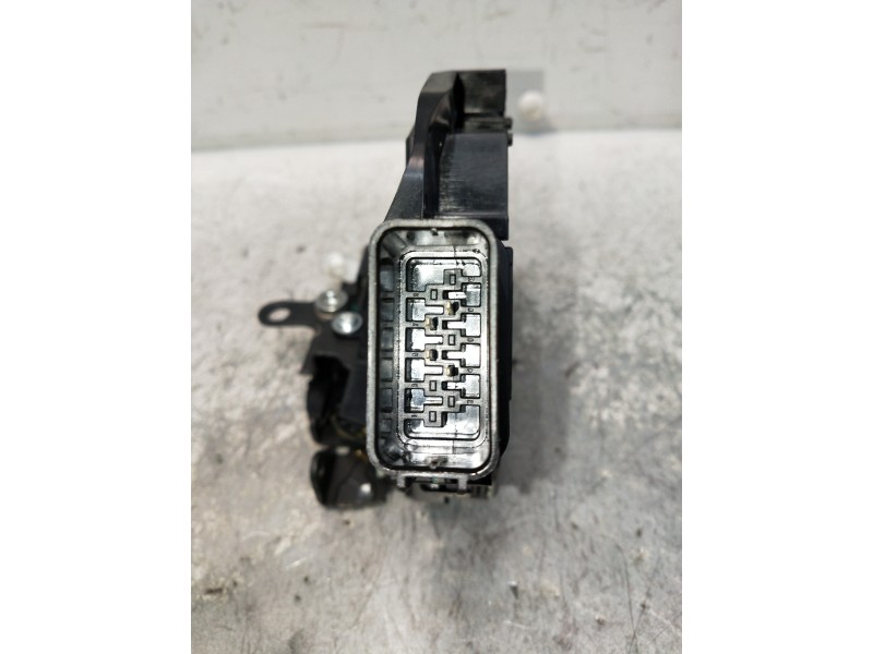 Recambio de motor cierre centralizado delantero derecho para ford ka+ ultimate referencia OEM IAM   