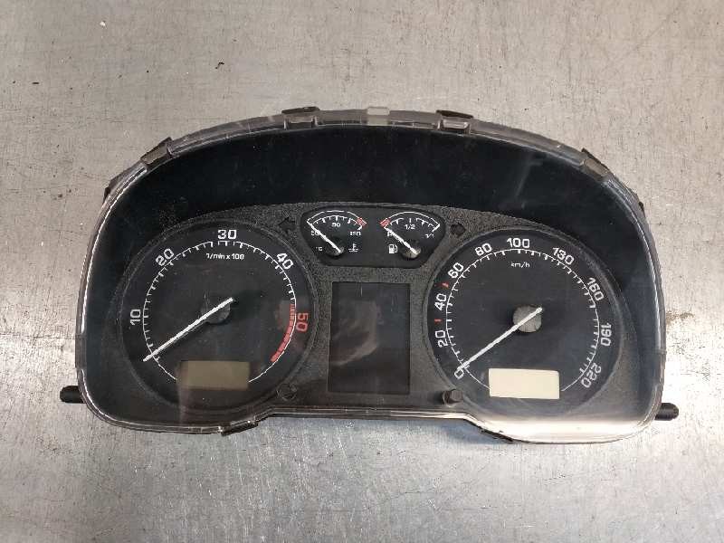 Recambio de cuadro instrumentos para skoda octavia berlina (1u2) 1.9 tdi referencia OEM IAM 110080058017 1U0920810F  Recambio de cuadro instrumentos para skoda octavia berlina (1u2) 1.9 tdi referencia OEM IAM 110080058017 1U0920810F