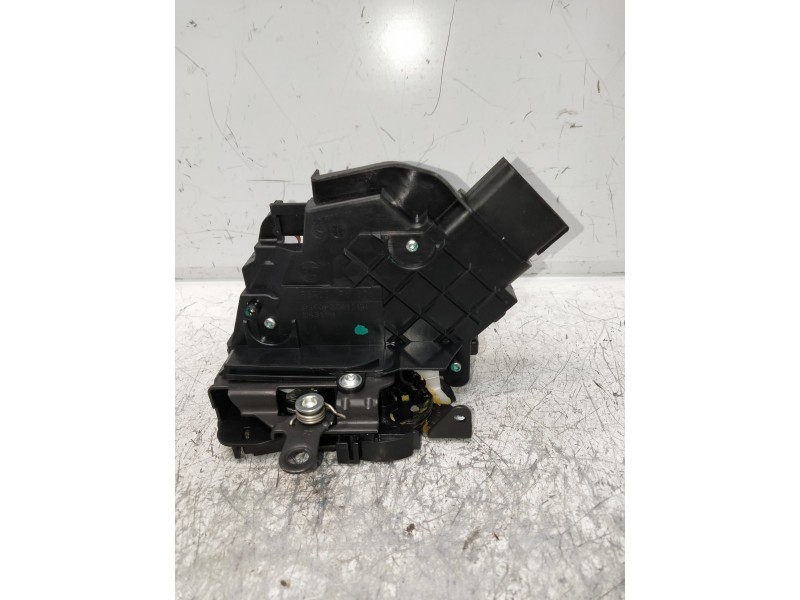 Recambio de motor cierre centralizado trasero derecho para ford ka+ ultimate referencia OEM IAM   