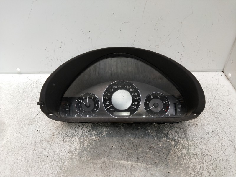 Recambio de cuadro instrumentos para mercedes clase clk (w209) coupe 220 cdi (209.308) referencia OEM IAM A2095409311  