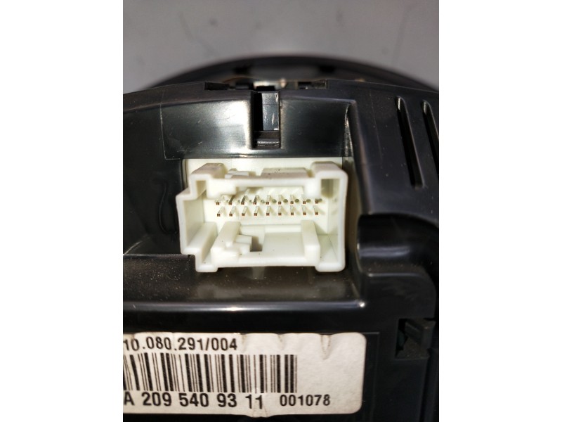 Recambio de cuadro instrumentos para mercedes clase clk (w209) coupe 220 cdi (209.308) referencia OEM IAM A2095409311  