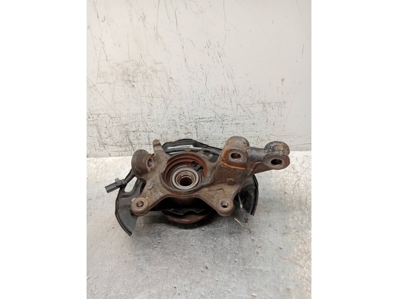 Recambio de mangueta delantera izquierda para toyota iq básico referencia OEM IAM   