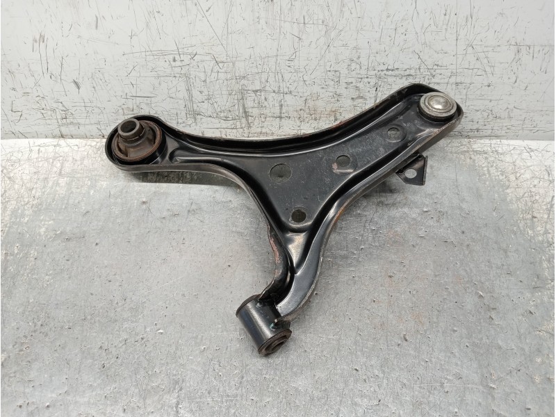 Recambio de brazo suspension inferior delantero izquierdo para toyota iq básico referencia OEM IAM   