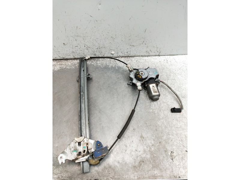 Recambio de elevalunas delantero izquierdo para nissan almera (n16/e) comfort referencia OEM IAM 400601T5  3P