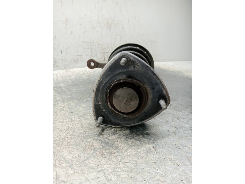 Recambio de amortiguador delantero izquierdo para toyota iq básico referencia OEM IAM   