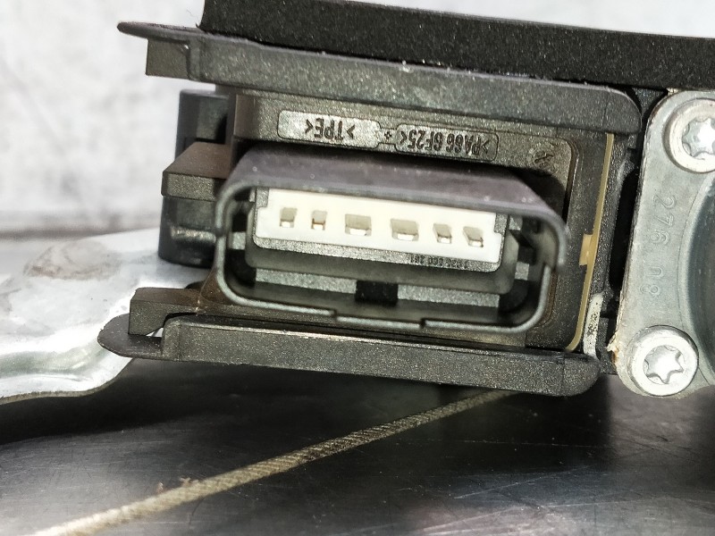 Recambio de elevalunas delantero izquierdo para peugeot 308 sw sport referencia OEM IAM 9657247680 0130822368 5P