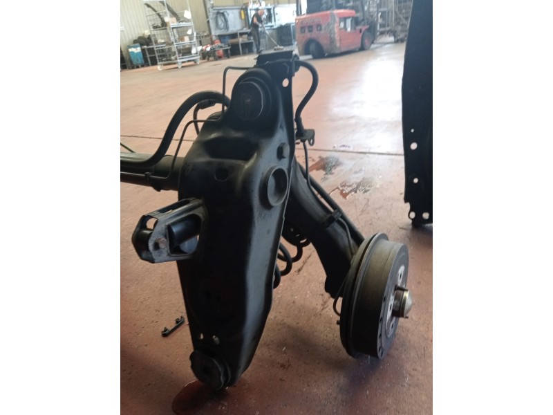 Recambio de puente trasero para alfa romeo 146 2.0 td l referencia OEM IAM   