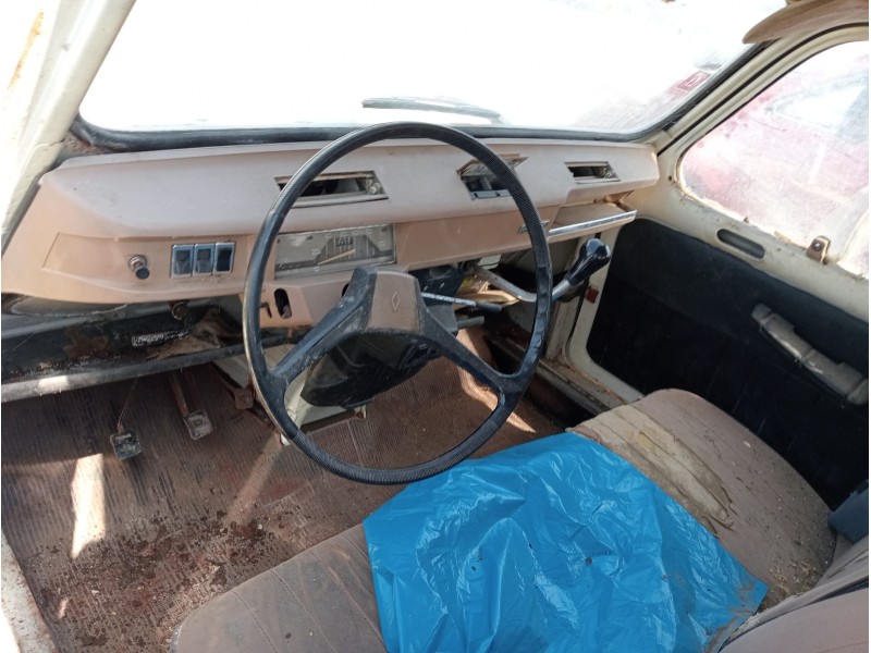 renault 4 berlina/familiar/furgoneta del año 1970
