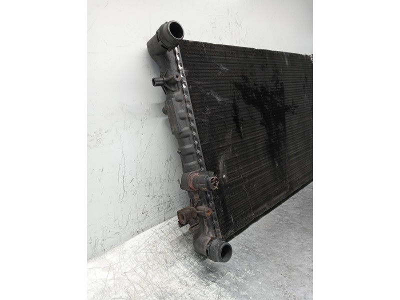 Recambio de radiador agua para volkswagen polo (9n1) highline referencia OEM IAM   