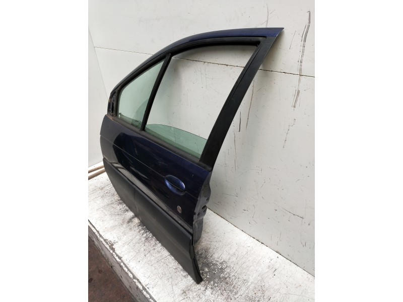 Recambio de puerta delantera izquierda para renault scenic rx4 (ja0) 1.9 dci sportway referencia OEM IAM   5P