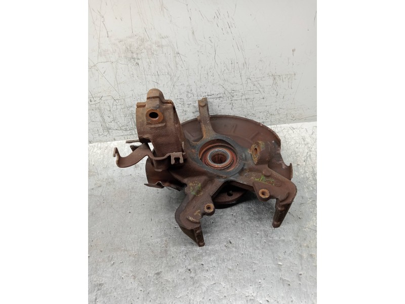 Recambio de mangueta delantera derecha para volkswagen polo (9n1) highline referencia OEM IAM   