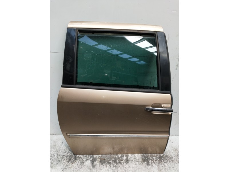Recambio de puerta lateral corredera derecha para lancia phedra (180) 2.2 jtd 16v emblema referencia OEM IAM   5P
