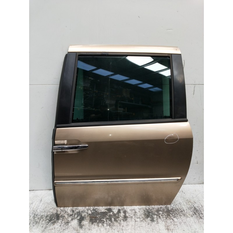 Recambio de puerta lateral corredera izquierda para lancia phedra (180) 2.2 jtd 16v emblema referencia OEM IAM   5P