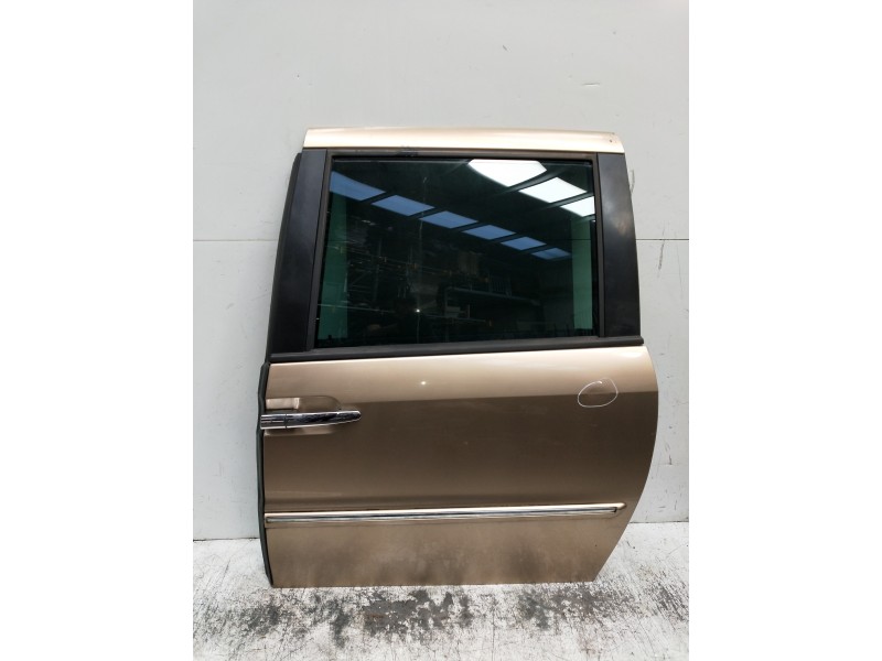 Recambio de puerta lateral corredera izquierda para lancia phedra (180) 2.2 jtd 16v emblema referencia OEM IAM   5P