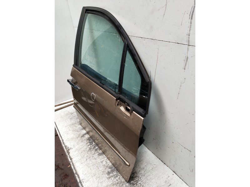 Recambio de puerta delantera derecha para lancia phedra (180) 2.2 jtd 16v emblema referencia OEM IAM   5P