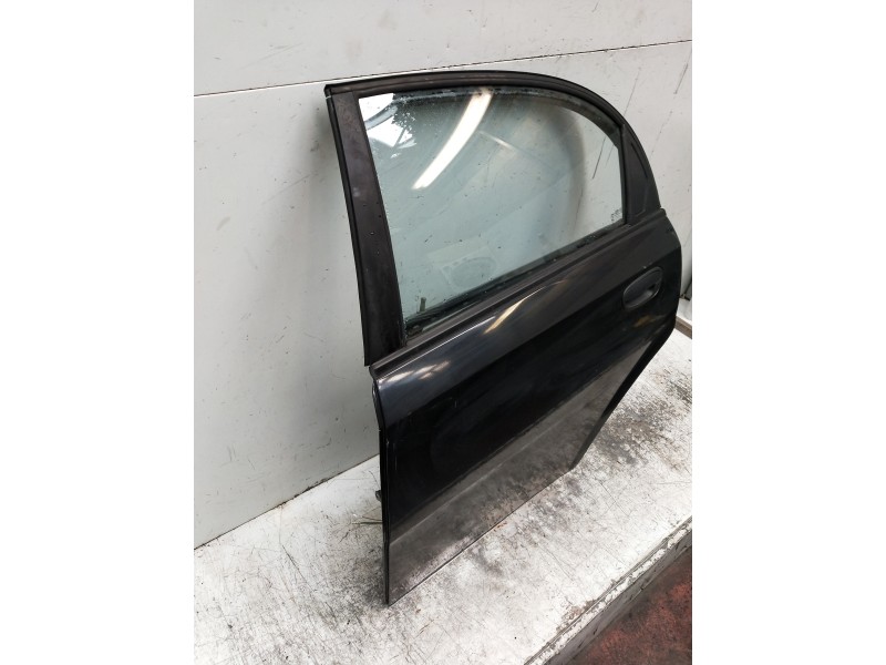 Recambio de puerta trasera izquierda para daewoo lacetti se referencia OEM IAM   5P