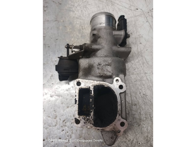 Recambio de caja mariposa para saab 9-3 berlina 2.2 16v tid cat referencia OEM IAM 08225803  