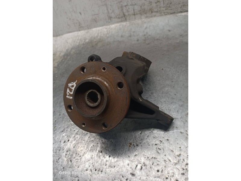 Recambio de mangueta delantera izquierda para peugeot 206 berlina e-music referencia OEM IAM   