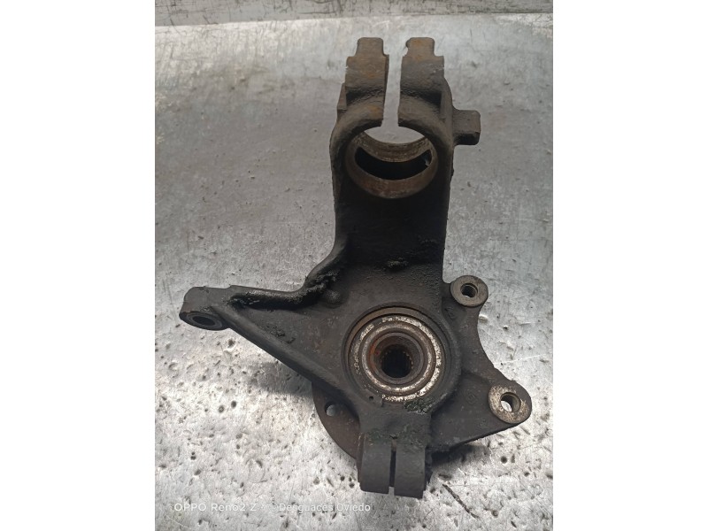 Recambio de mangueta delantera izquierda para peugeot 206 berlina e-music referencia OEM IAM   