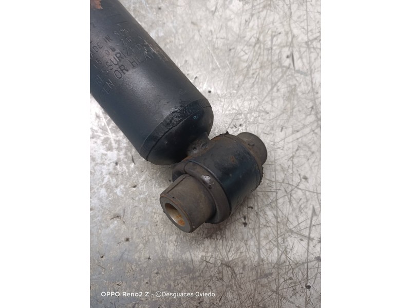 Recambio de amortiguador trasero izquierdo para peugeot 308 allure referencia OEM IAM 980608488002  