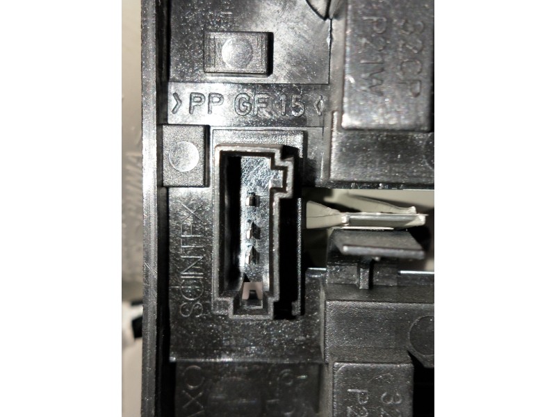 Recambio de piloto trasero izquierdo interior para saab 9-3 berlina 2.2 16v tid cat referencia OEM IAM   