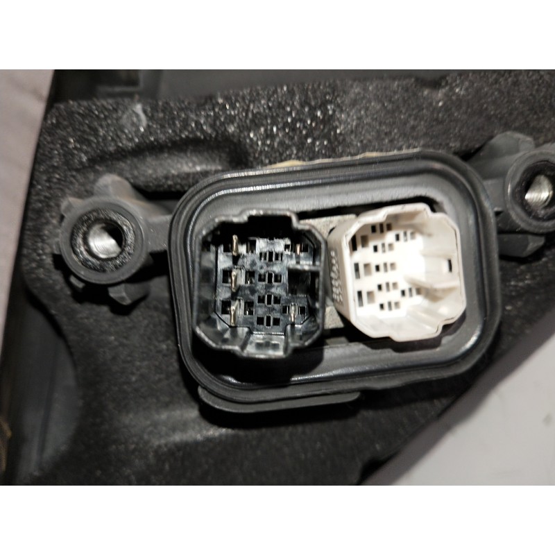 Recambio de retrovisor izquierdo para saab 9-3 berlina 2.2 16v tid cat referencia OEM IAM  ELECTRICO DOS ENCHUFES