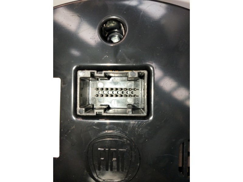 Recambio de cuadro instrumentos para fiat nuova 500 (150) lounge referencia OEM IAM   VER FOTOS