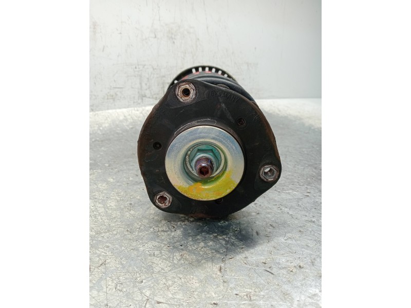 Recambio de amortiguador delantero derecho para volkswagen polo (9n1) highline referencia OEM IAM 6Q0413031BM  